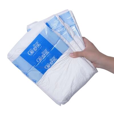 Un bon prix. 40 kg à 120 kg, couche jetable pour adultes, tissé simple, absorbant doux et respirant, conçu pour les soins médicaux et infirmiers en ligne